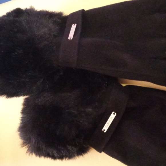 Fashion Black Winter Faux Fur Trimmed Gloves - Picture 6 of 7